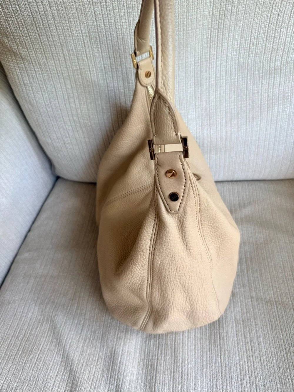 Tory Burch Neutral Beige Pebbled Leather Hobo